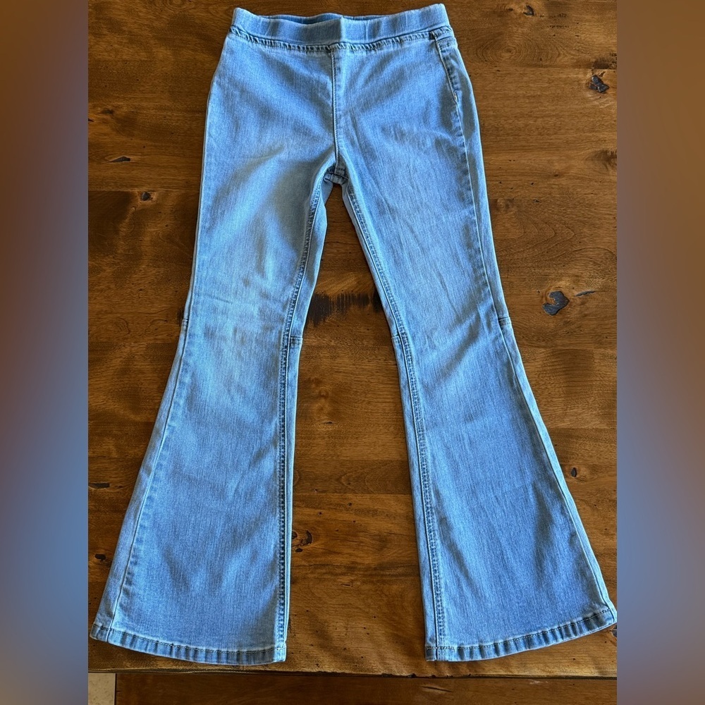 GIRLS PULL ON FLARE LEG DENIM JEAN SIZE 8